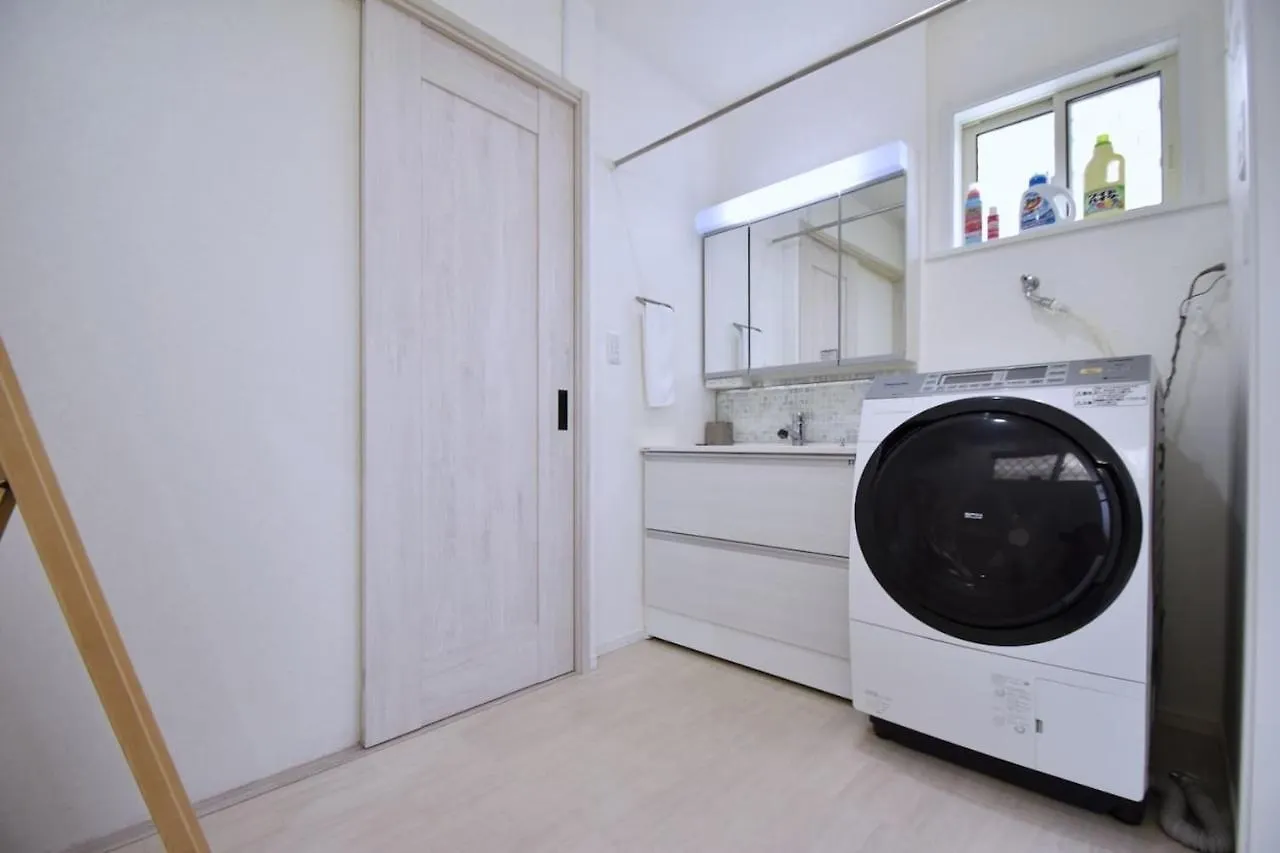 Apartment 大人気 Disneylandまですぐ ディズニーテーマの駐車場付一軒家